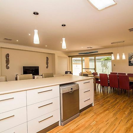 Busselton Holiday Home Kültér fotó