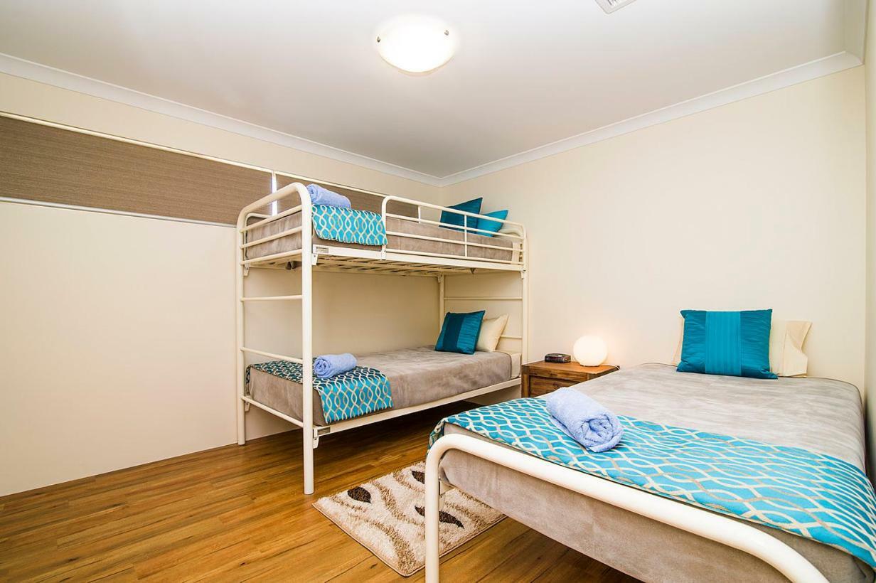 Busselton Holiday Home Kültér fotó